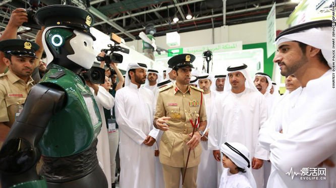 dubai-police-robot