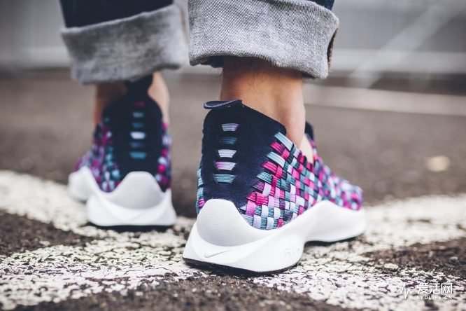 Nike Air Woven “Binary Blue” 2