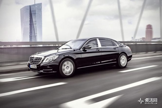 2017-Mercedes-Maybach-S600-Guard-750x500